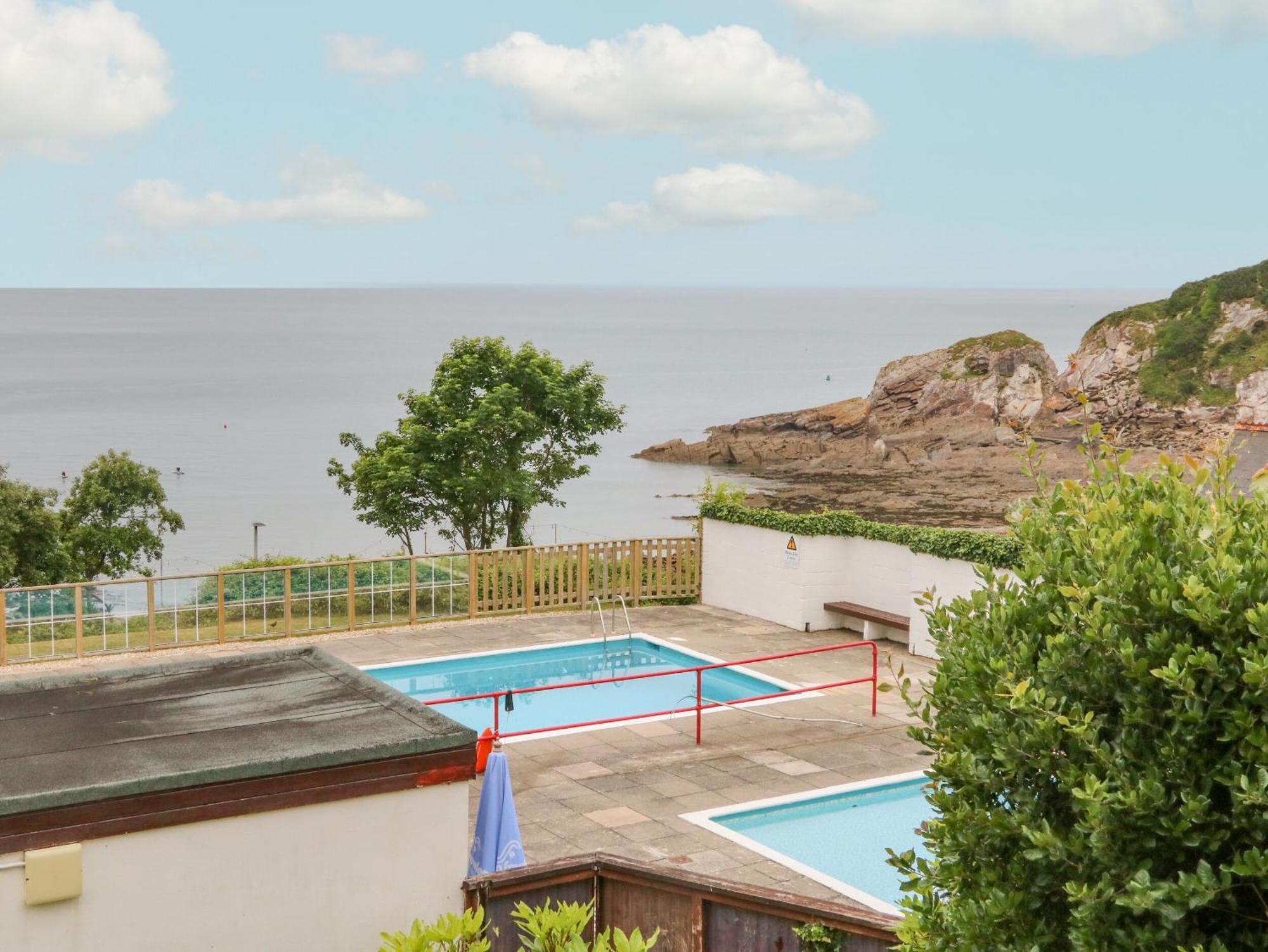 Ochenta Villa Combe Martin Exteriör bild